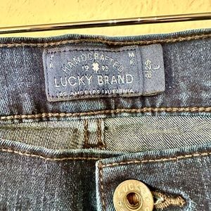 Lucky Brand Brooke Boot Jeans. Medium wash. Size 8/29L. EUC